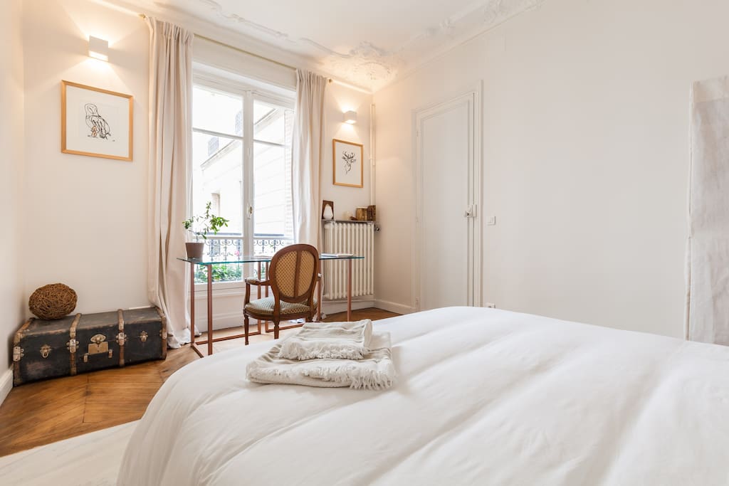 My Airbnb Wishlist // Paris, France.