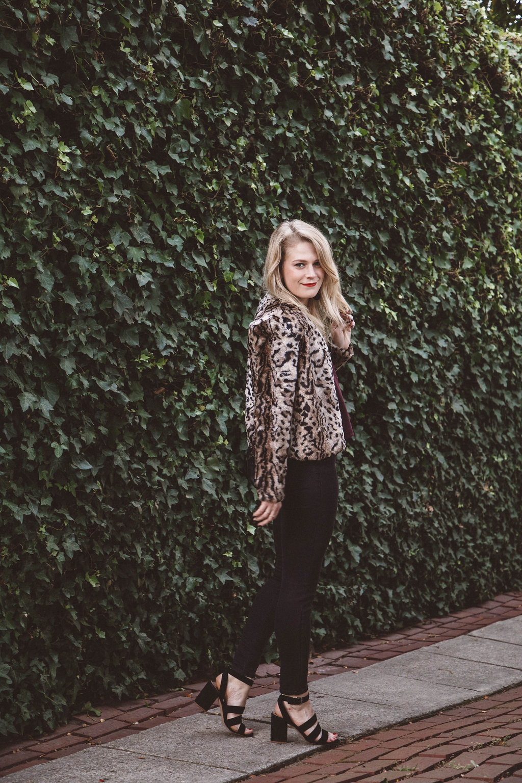 What to Wear for Thanksgiving | BB Dakota Leopard Jacket, Madewell Denim and LUSH Tank from Nordstrom